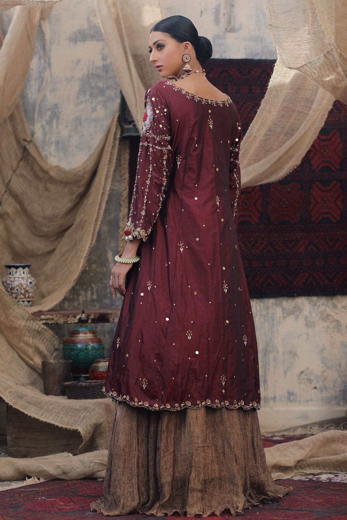 Husn