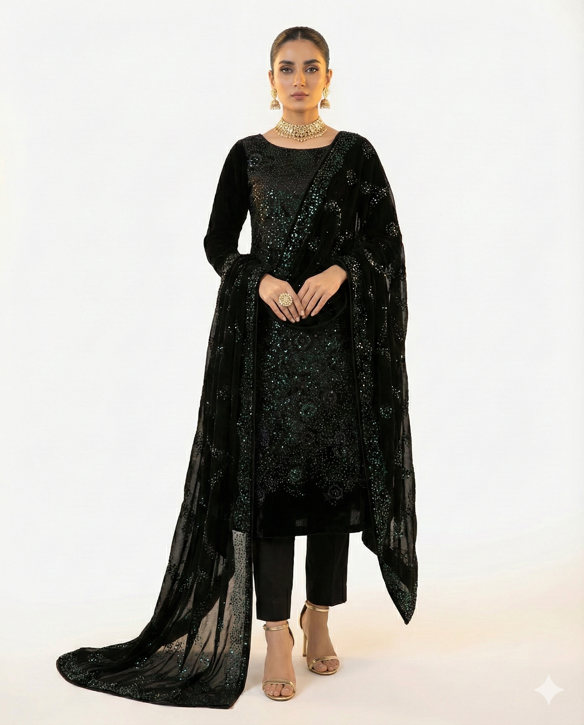 Roshan Gul - Moazzam Khan Couture