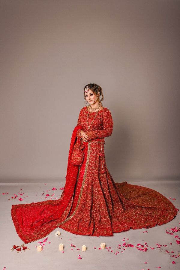 LAAL ISHQ
