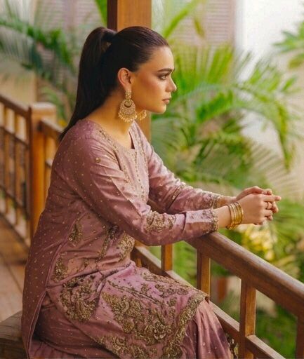 Classic Zari Border Silk Ensemble